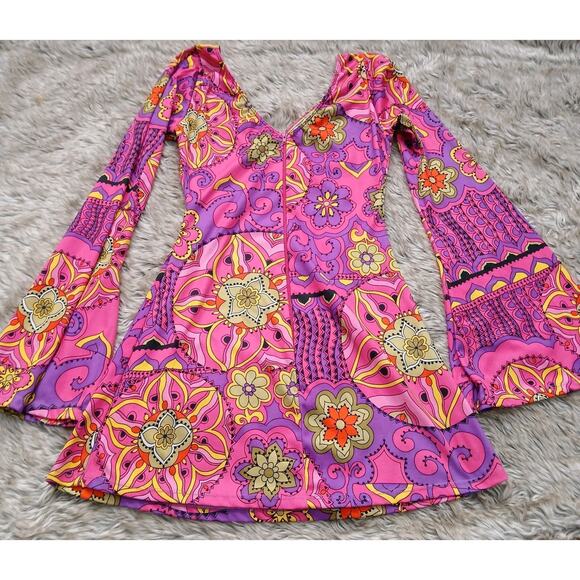 Leg Avenue Women’s Go Go Girl Dress M Pink Psychedelic Floral Print Bell Sleeve - Picture 9 of 13